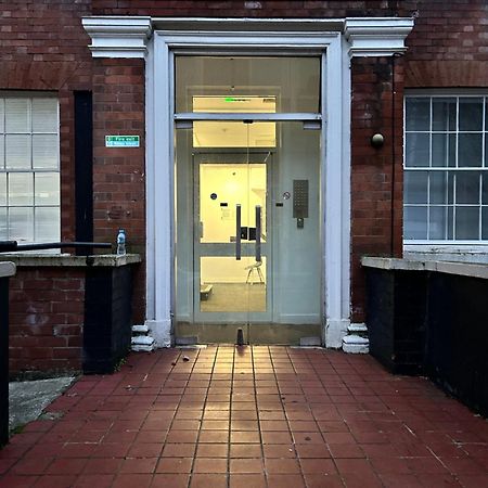 Leicester Studio At City Centre With Free Parking Exterior photo